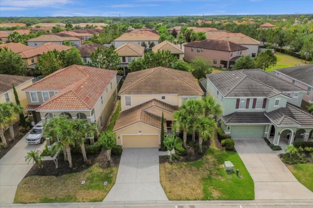 6 Bedrooms- 5,5 Bathrooms- Solterra 5271 Ww Davenport Exterior foto